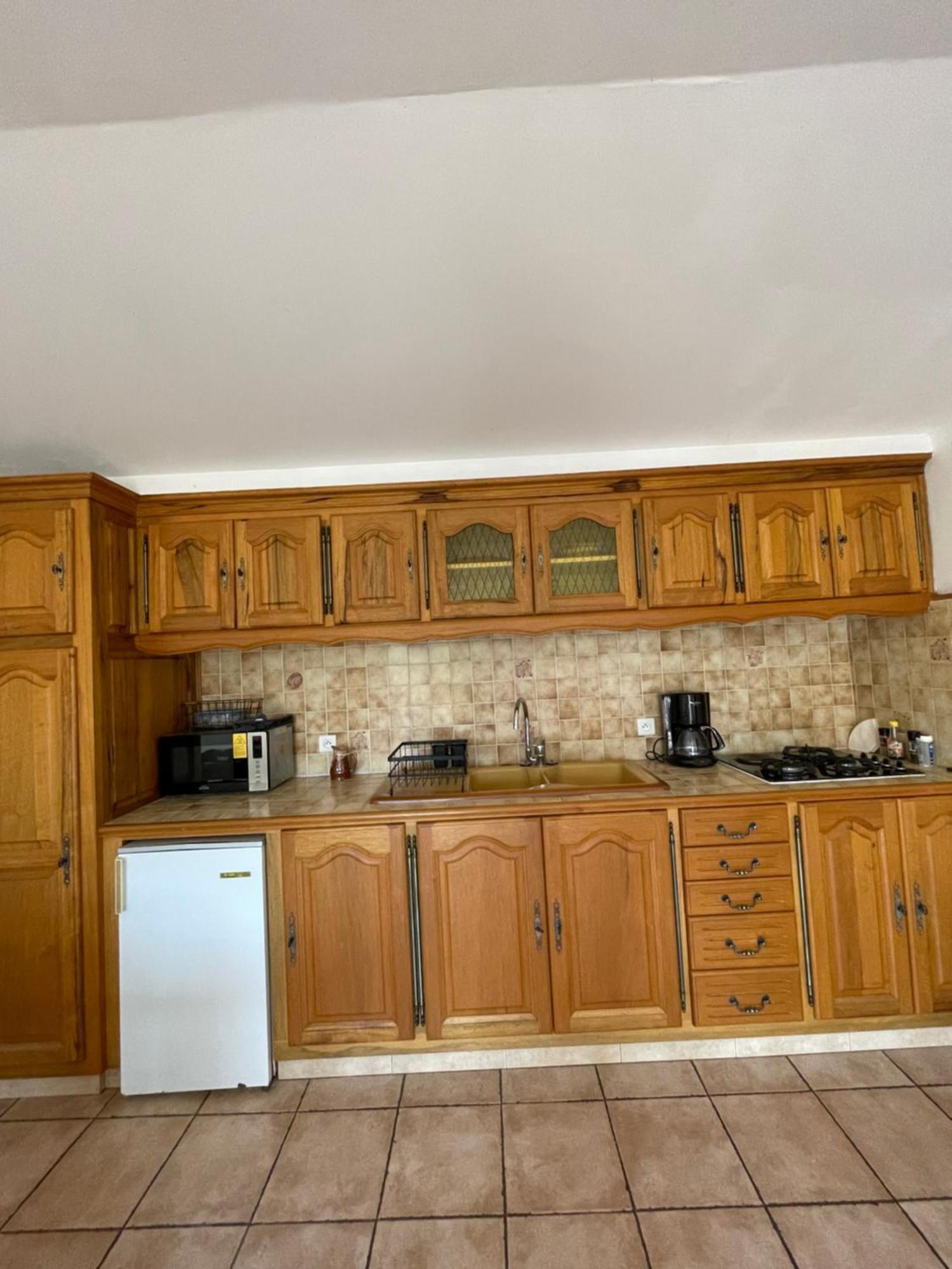 Les Prairies Mas Roux Pension Raphèle Kamer foto